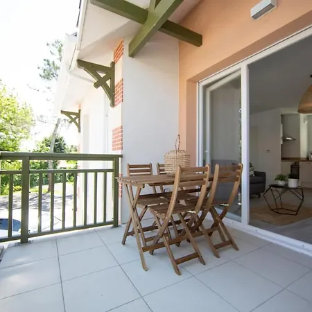 Les Verdiers Dans Résidence Calme à An Apartamento